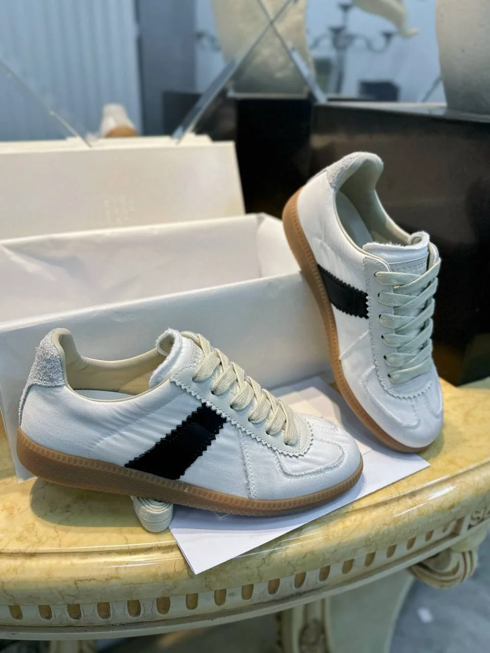 Жіночі кросівки - Maison Margiela